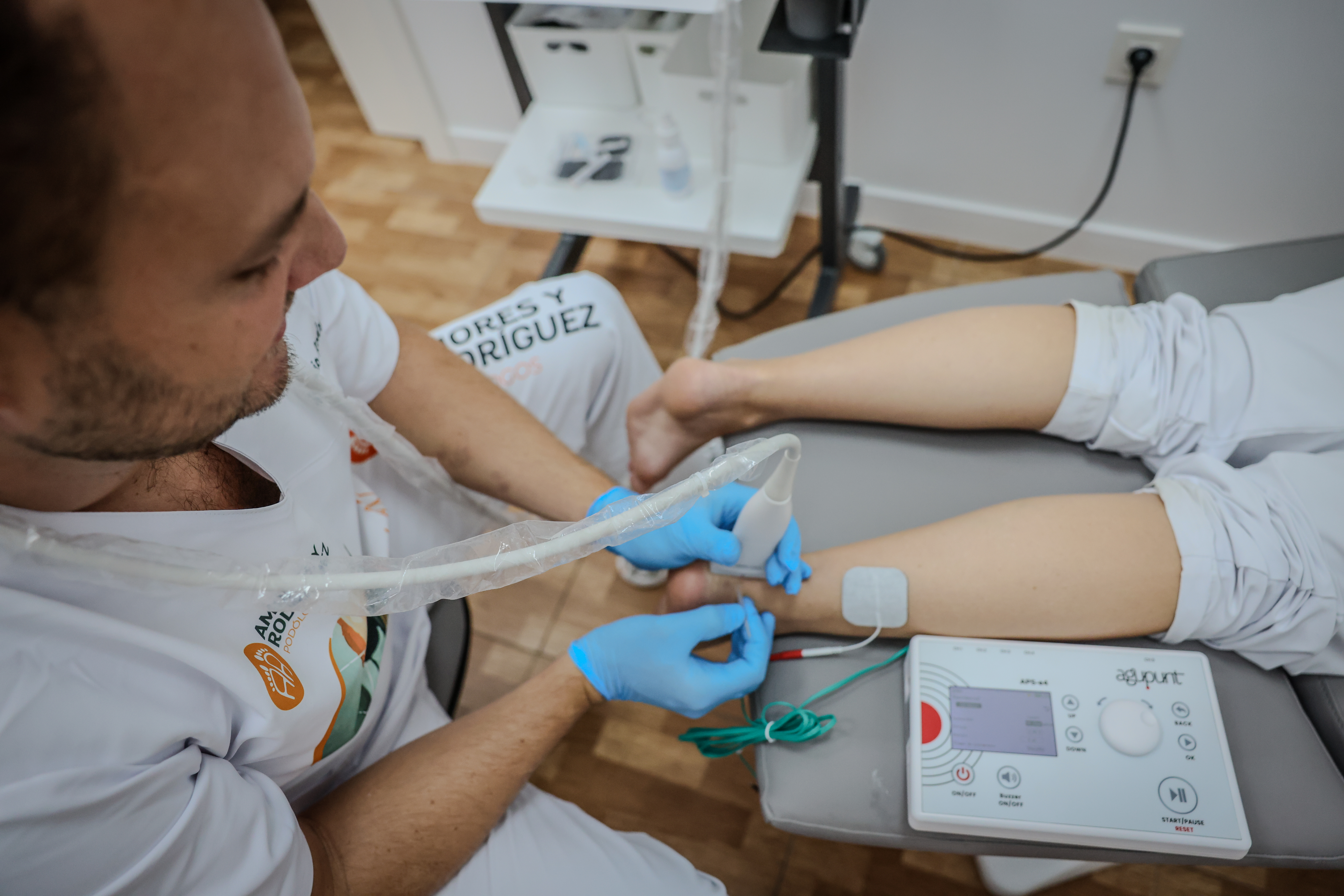 Electrólisis percutánea y neuromodulación